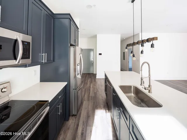 $476,000 | 614 Peacock Lane, Unit 1, Wilmington, NC 28401