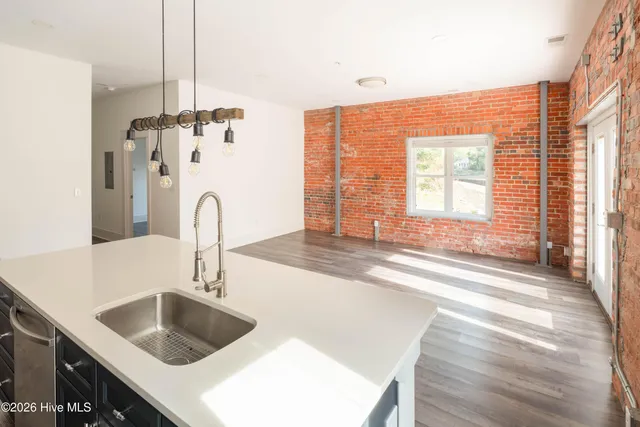 $476,000 | 614 Peacock Lane, Unit 1, Wilmington, NC 28401