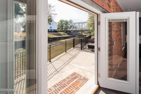 $469,900 | 614 Peacock Lane, Unit 1, Wilmington, NC 28401