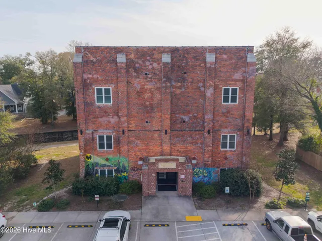 $476,000 | 614 Peacock Lane, Unit 1, Wilmington, NC 28401