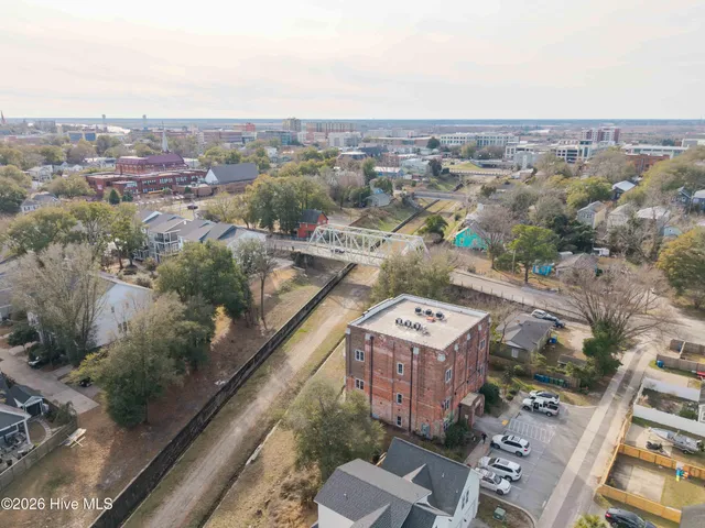 $476,000 | 614 Peacock Lane, Unit 1, Wilmington, NC 28401