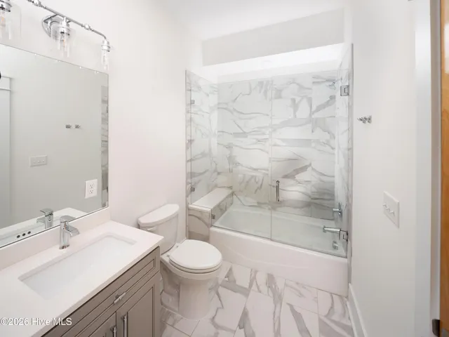 $476,000 | 614 Peacock Lane, Unit 1, Wilmington, NC 28401