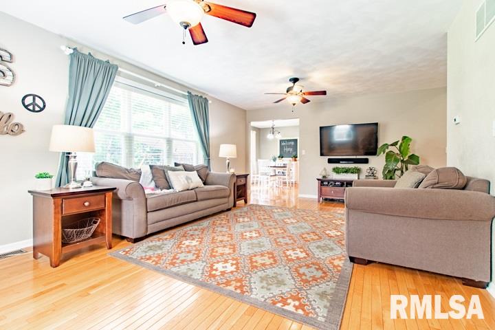 4317 South Arn Court Mapleton, IL 61547 - Photo 11 of 36