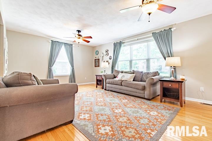 4317 South Arn Court Mapleton, IL 61547 - Photo 9 of 36