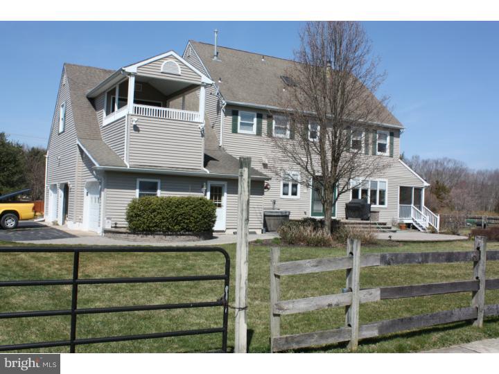 524 Oakshade Road Shamong, NJ 08088 - Photo 14 of 24 Exterior Back