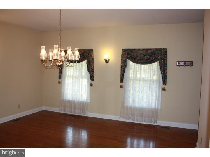 524 Oakshade Road Shamong, NJ 08088 - Photo 7 of 24 Dining Room
