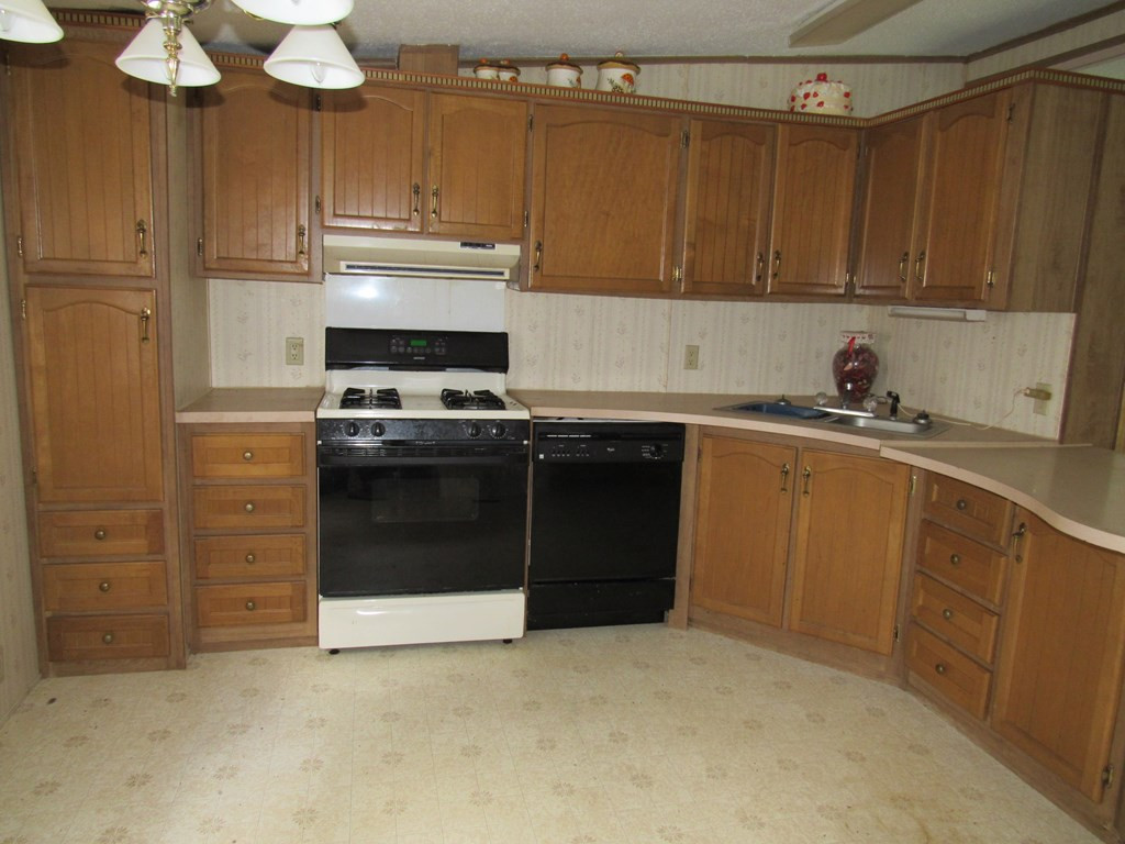 31 Gokey Road Saranac, NY 12981 - Photo 4 of 21 Gallery Image 4