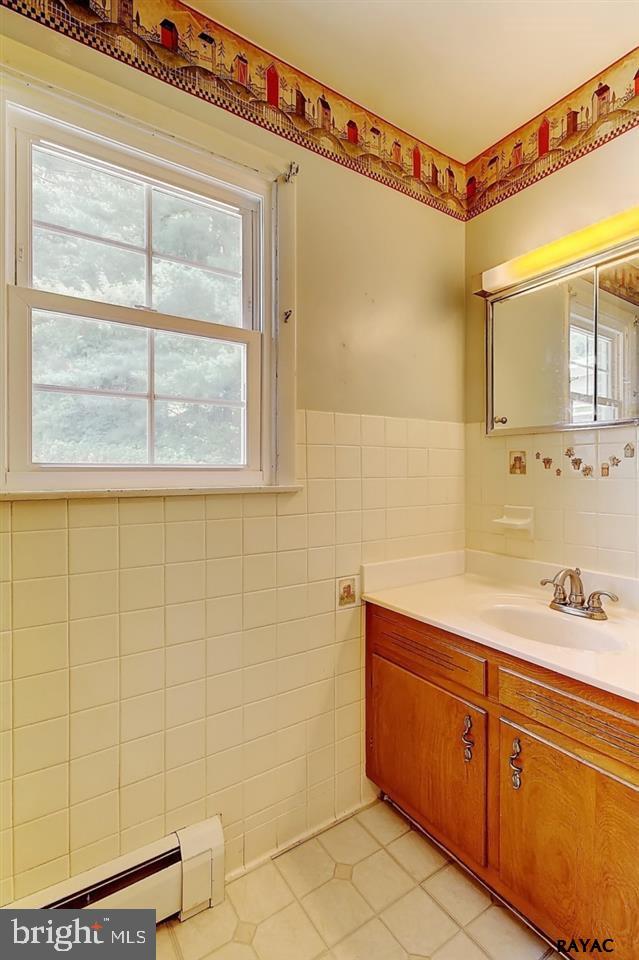 129 Racetrack Road Hanover, PA 17331 - Photo 12 of 29 Gallery Image 12