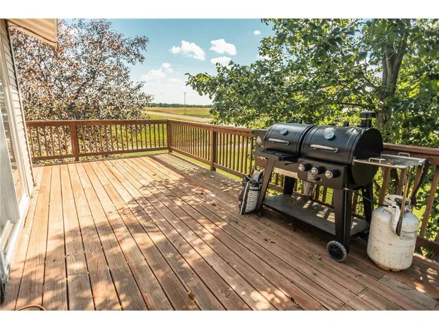 $300,000 | 28063 Forest Road, Pine City, MN 55063