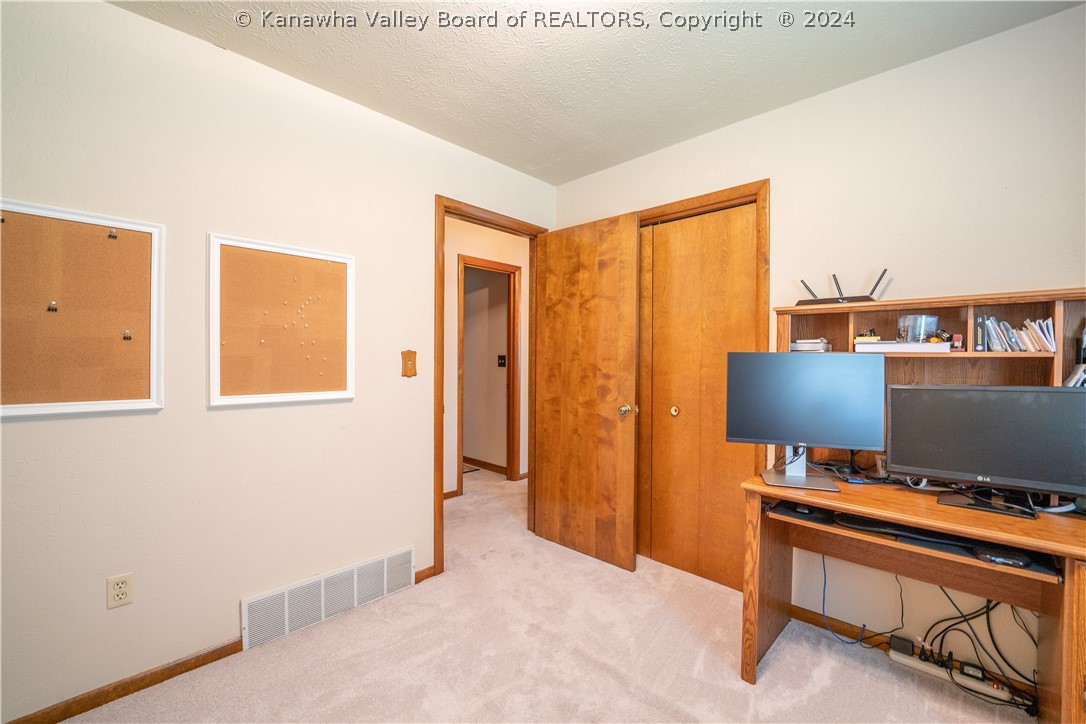 175 Woodland Forest Winfield, WV 25213 - Photo 23 of 28 Gallery Image 23