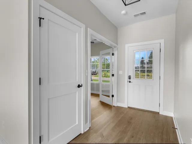 $470,000 | 1339 Wolf Run, Manitowoc, WI 54220