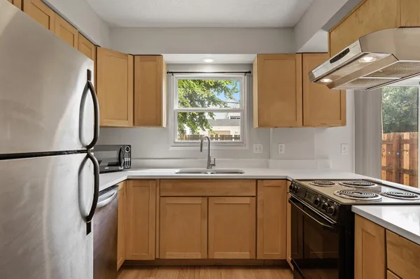 $2,195 | 1823 Northeast Benjamin Street, Minneapolis, MN 55418