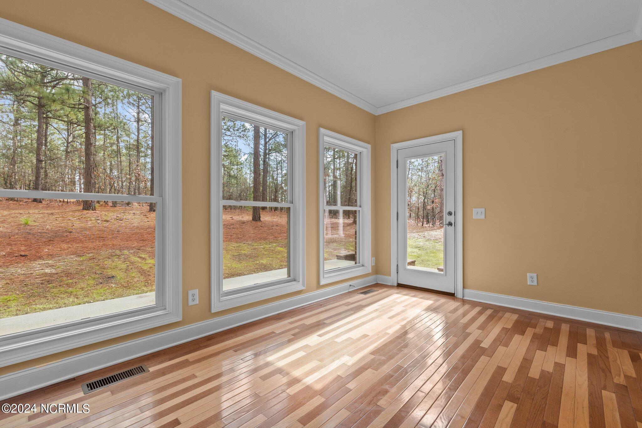 267 Longleaf Drive West End, NC 27376 - Photo 19 of 49 1000003141