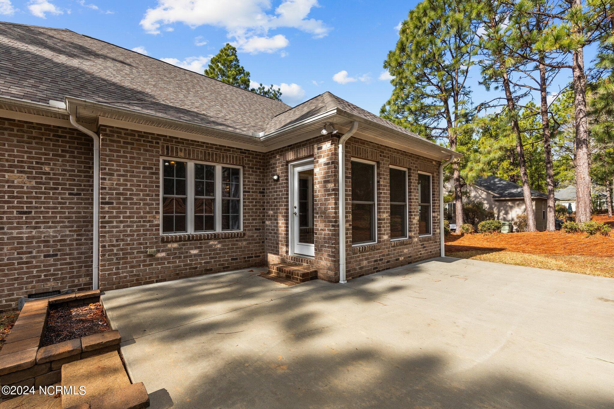 267 Longleaf Drive West End, NC 27376 - Photo 35 of 49 1000003169