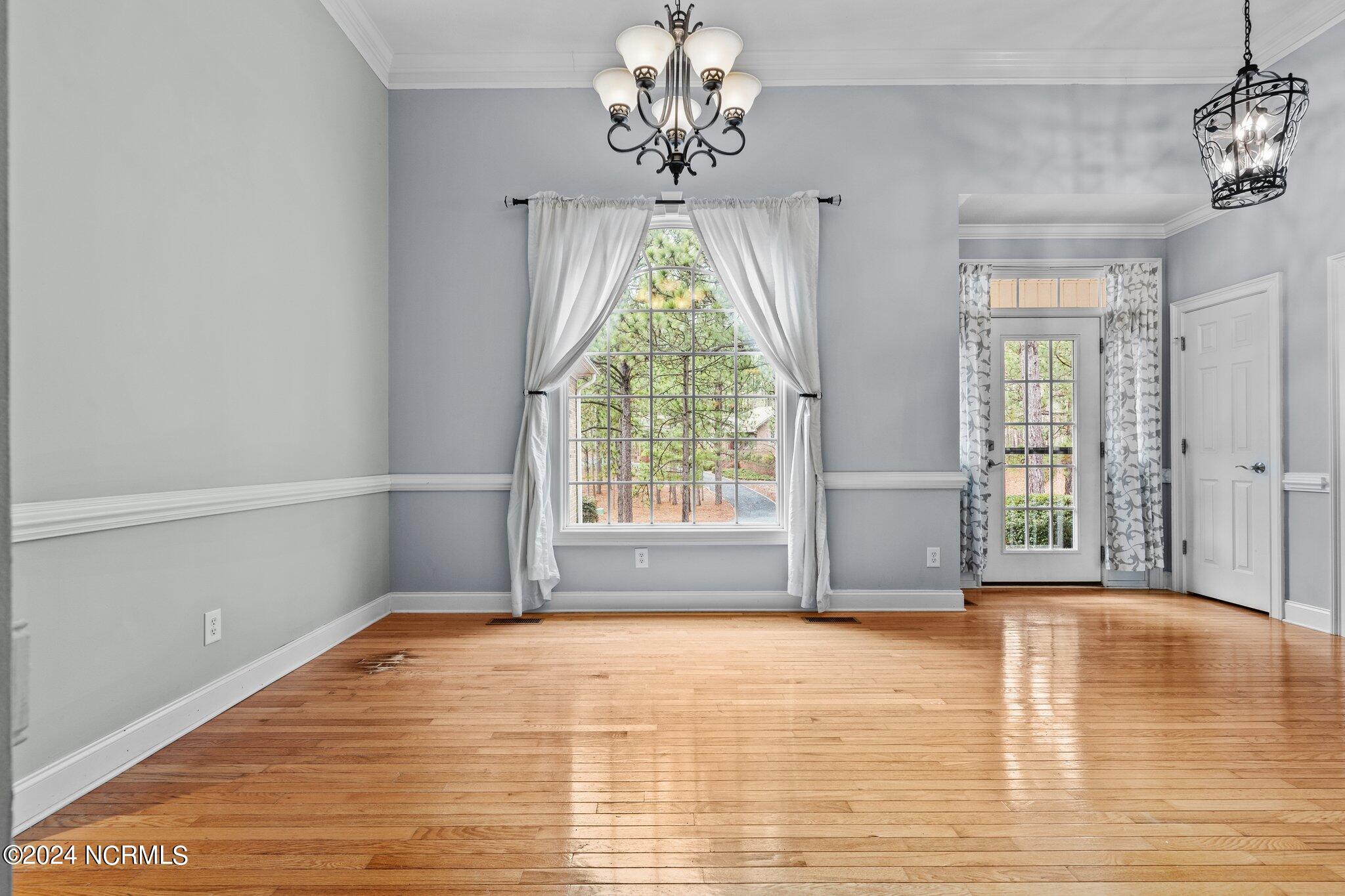 267 Longleaf Drive West End, NC 27376 - Photo 6 of 49 5