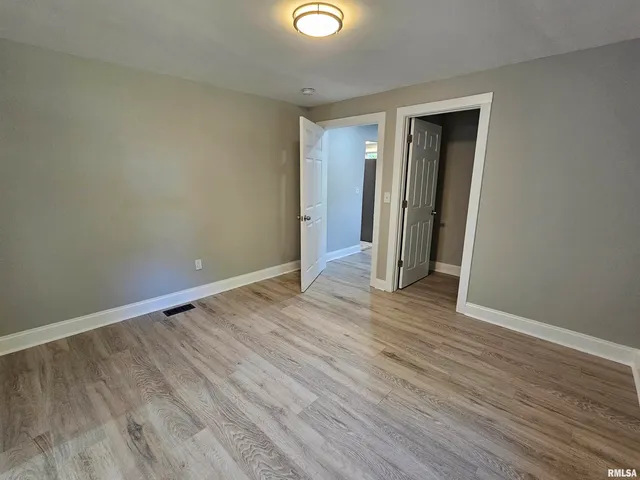 $164,500 | 309 West 11th Street, Metropolis, IL 62960