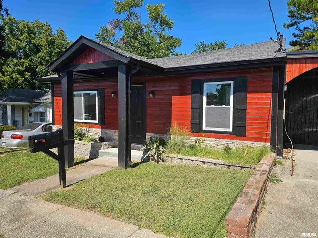 $164,500 | 309 West 11th Street, Metropolis, IL 62960