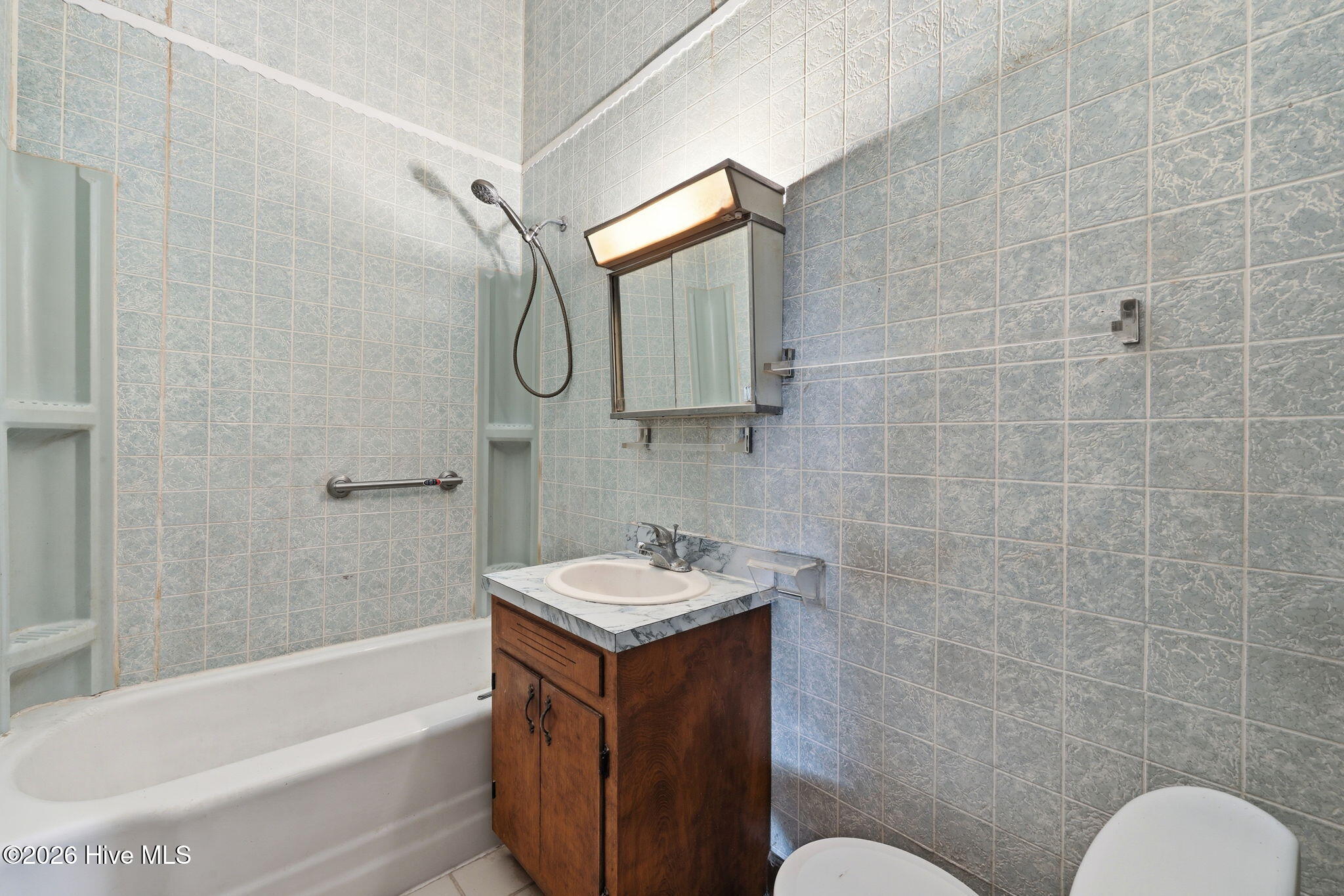 211 Pollock Street Pollocksville, NC 28573 - Photo 23 of 40 Bathroom