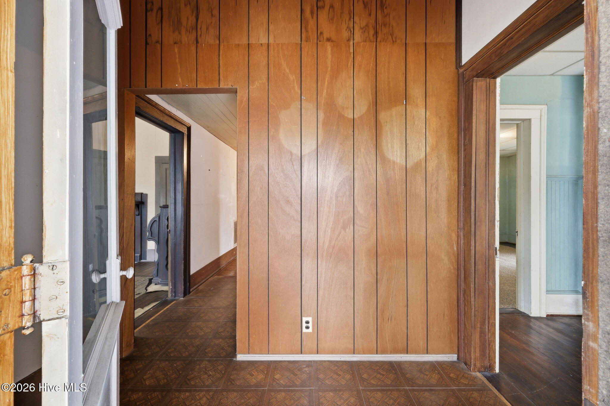 211 Pollock Street Pollocksville, NC 28573 - Photo 4 of 40 Entrance