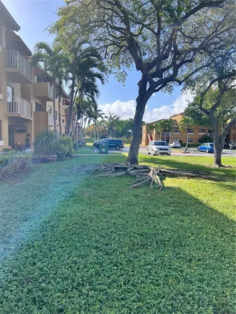 $1,750 | 15600 Southwest 80th Street, Unit L212, Miami, FL 33193