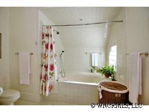 68 Edgemont Road Asheville, NC 28801 - Photo 10 of 12 Gallery Image 10