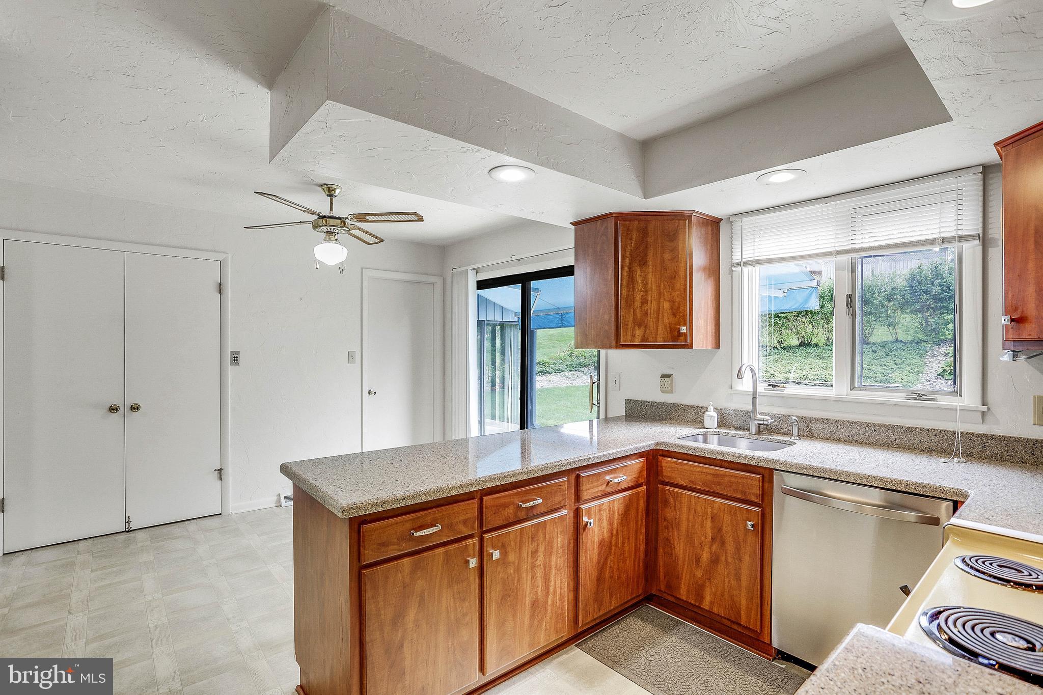 2990 Lehigh Road York, PA 17402 - Photo 13 of 50 Gallery Image 13