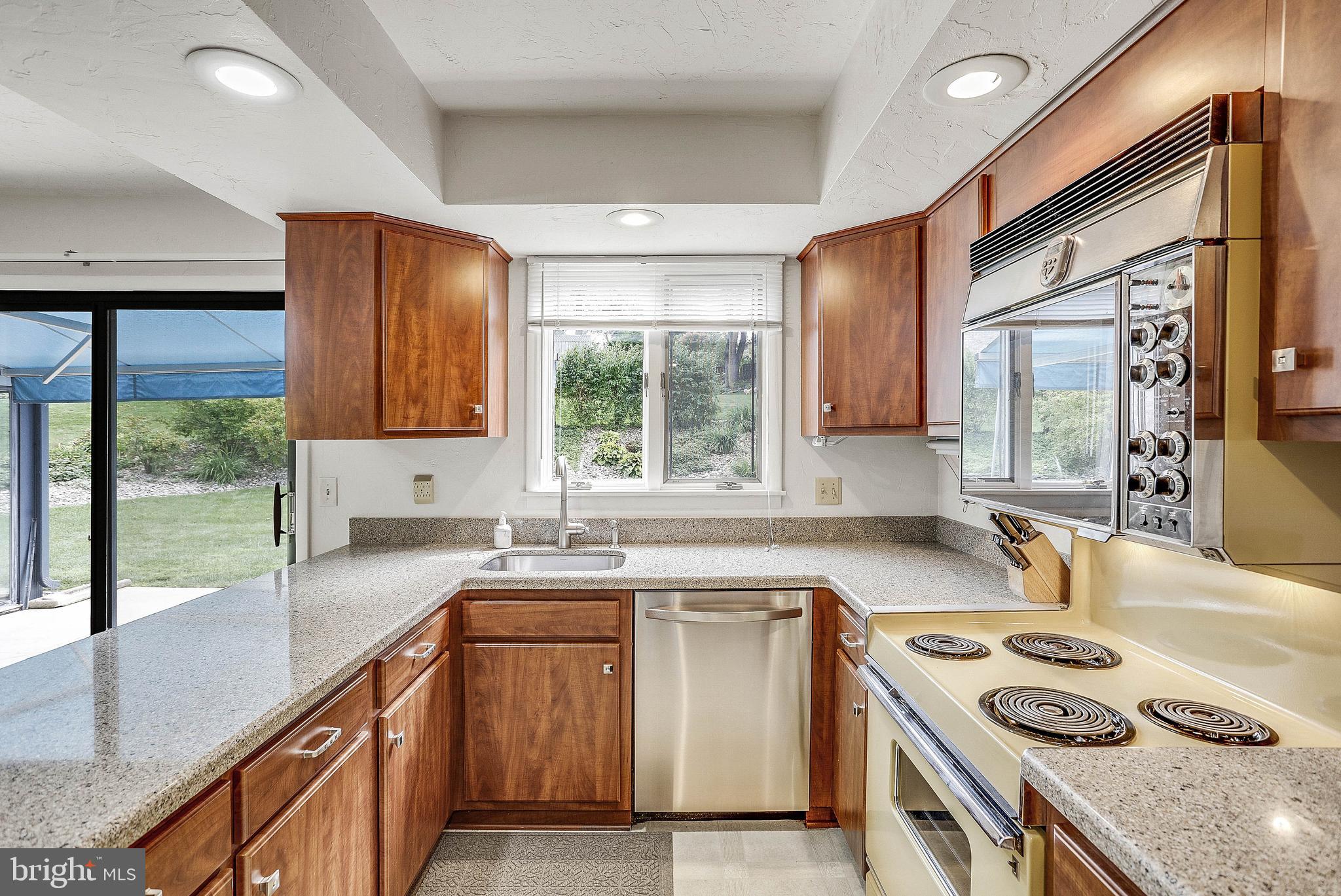 2990 Lehigh Road York, PA 17402 - Photo 14 of 50 Gallery Image 14