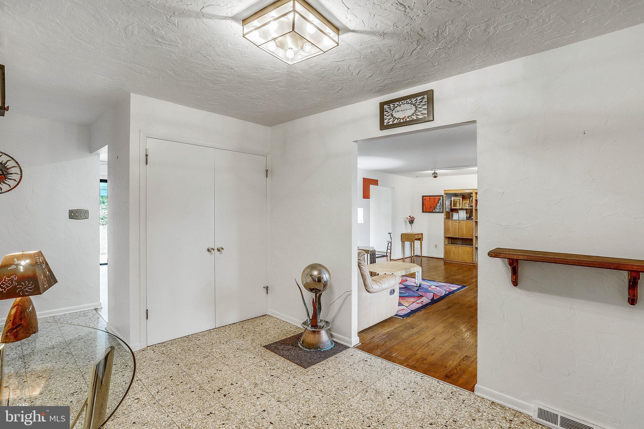 2990 Lehigh Road York, PA 17402 - Photo 4 of 50 Gallery Image 4