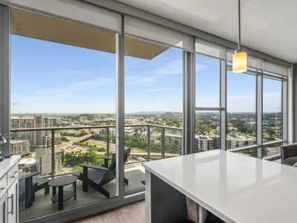$649,000 | 1212 Laurel Street, Unit 2009, Nashville, TN 37203