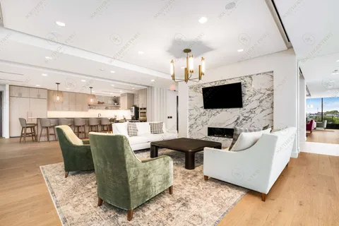 $649,000 | 1212 Laurel Street, Unit 2009, Nashville, TN 37203