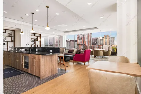 $649,000 | 1212 Laurel Street, Unit 2009, Nashville, TN 37203