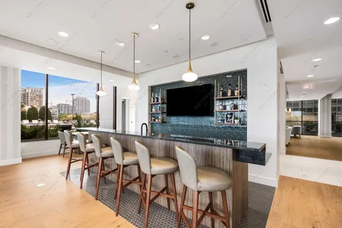 $649,000 | 1212 Laurel Street, Unit 2009, Nashville, TN 37203