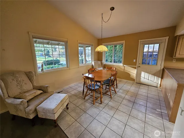 $534,900 | 1121 East Old Ranch Road, Allyn, WA 98524