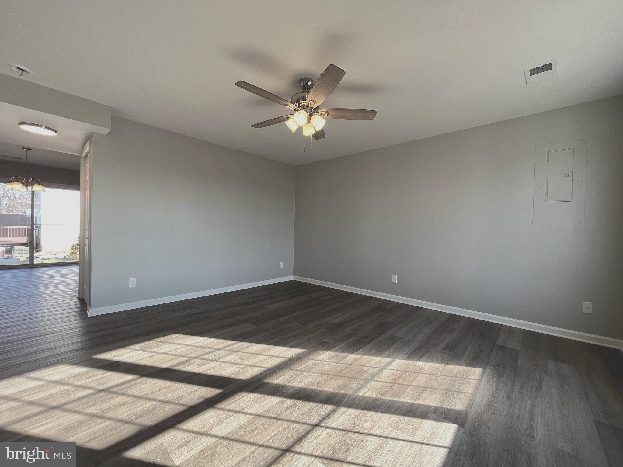 115 E Road Martinsburg, WV 25404 - Photo 3 of 23 117 East Rd