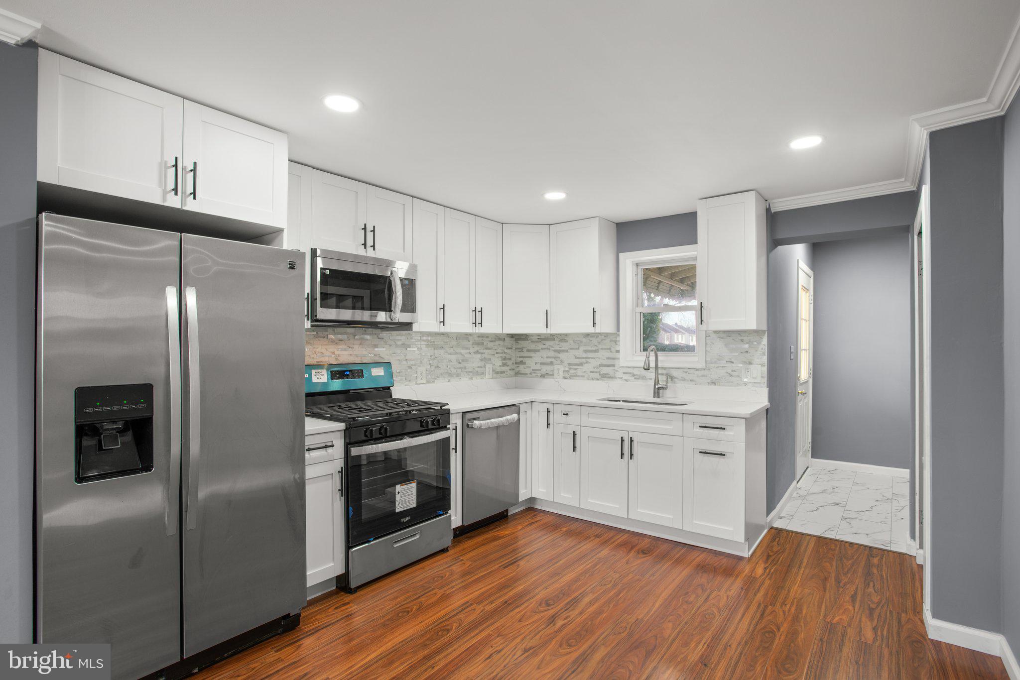 1251 Sulphur Spring Road Baltimore, MD 21227 - Photo 8 of 30 New SS Appliances