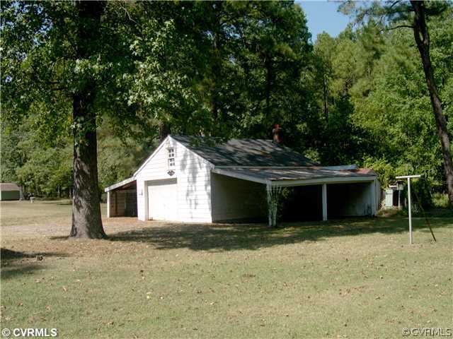 8072 East Patrick Henry Road Hanover, VA 23069 - Photo 8 of 10 Other - Garage, workshop