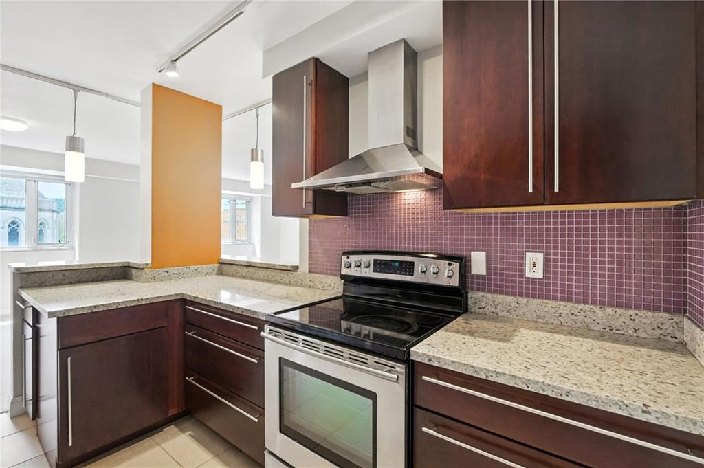 128 North Craig Street, Unit 802 Pittsburgh, PA 15213 - Photo 12 of 37