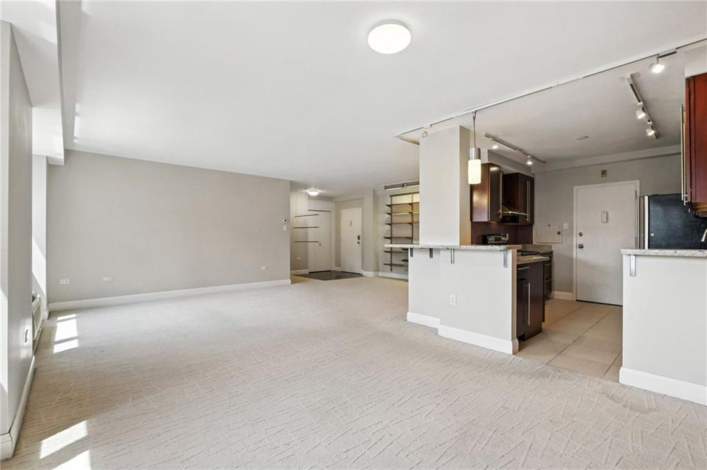 128 North Craig Street, Unit 802 Pittsburgh, PA 15213 - Photo 15 of 37