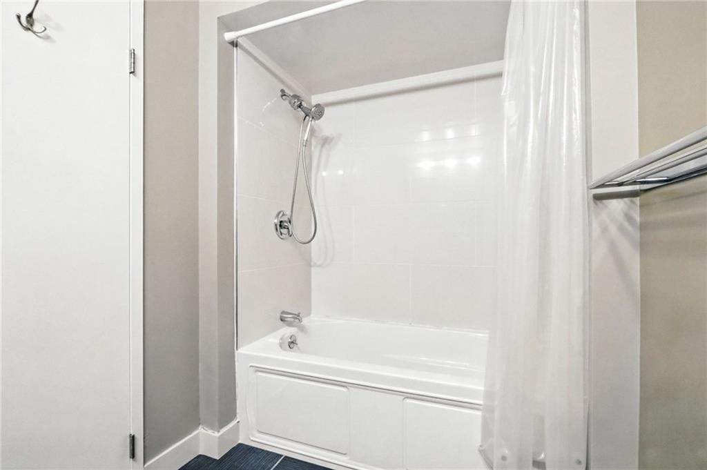 128 North Craig Street, Unit 802 Pittsburgh, PA 15213 - Photo 21 of 37