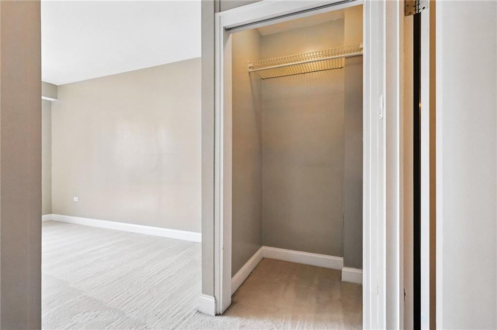 128 North Craig Street, Unit 802 Pittsburgh, PA 15213 - Photo 27 of 37