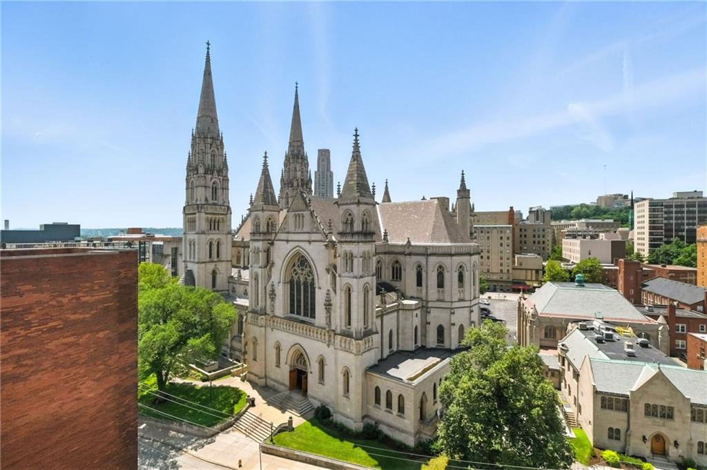 128 North Craig Street, Unit 802 Pittsburgh, PA 15213 - Photo 30 of 37