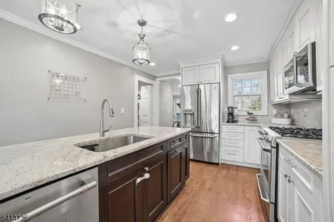 $1,149,000 | 108 Greenwood Avenue, Madison, NJ 07940