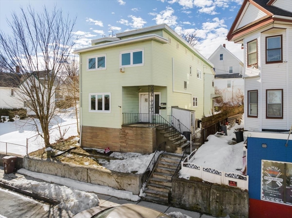 528 Ferry Street Everett, MA 02149 - Photo 2 of 32