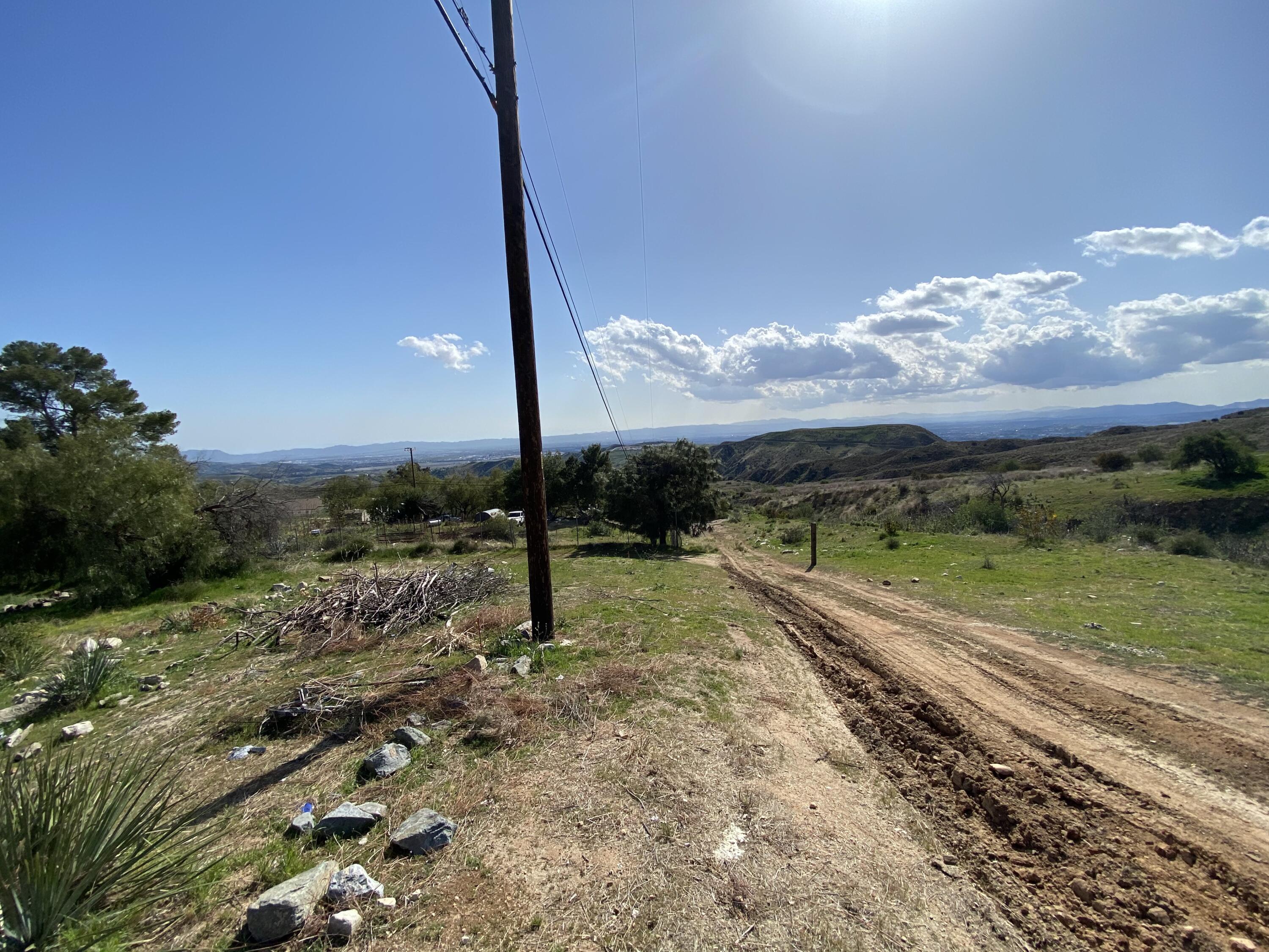 0 Oak Flat Sylmar, CA 91342 - Photo 2 of 6 a view of a yard with an ocean view