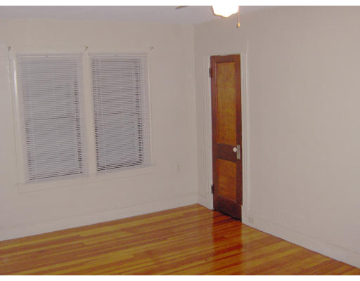 100 Littleton Street Springfield, MA 01104 - Photo 10 of 11