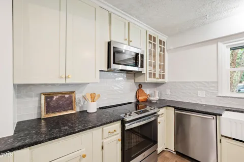 $349,000 | 115 Inverness Court, Cary, NC 27511