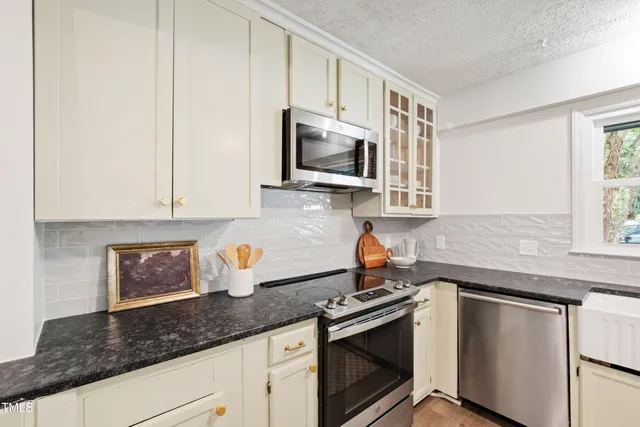 $344,000 | 115 Inverness Court, Cary, NC 27511