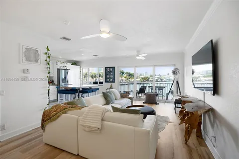 $360,000 | 1201 South Riverside Drive, Unit 301, Pompano Beach, FL 33062