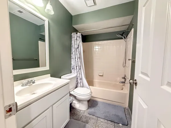 $140,000 | 16486 Clarkson Drive, Fraser, MI 48026