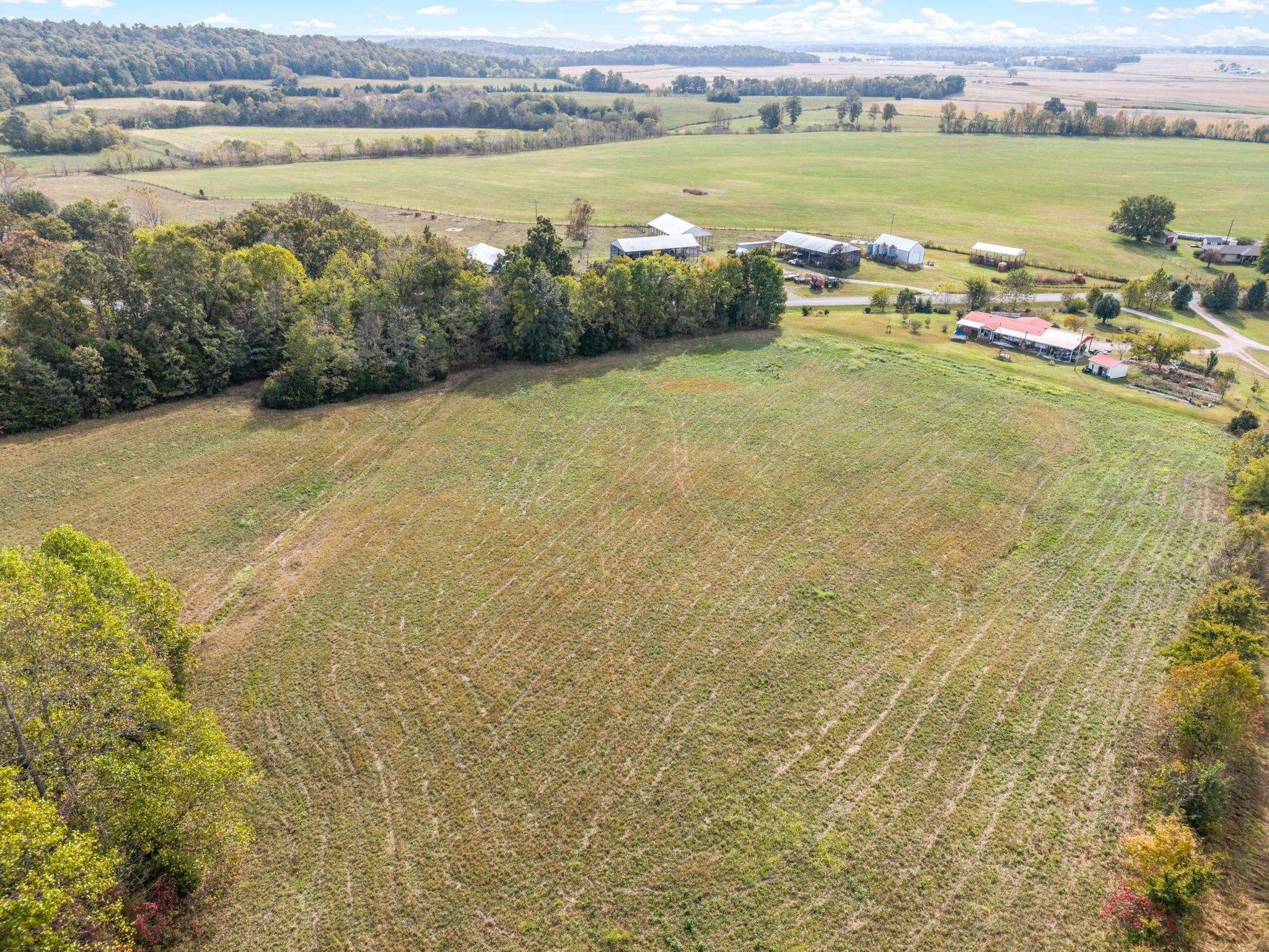 0 Antioch Road Hopkinsville, KY 42240 - Photo 7 of 17 a view of a lake with houses in the back